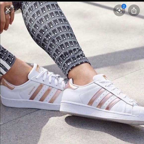 rose adidas superstar